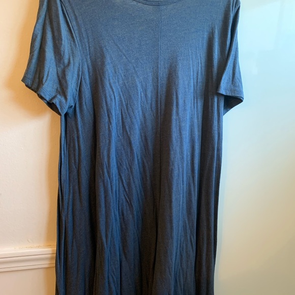 Lularoe Carly - Picture 2 of 2